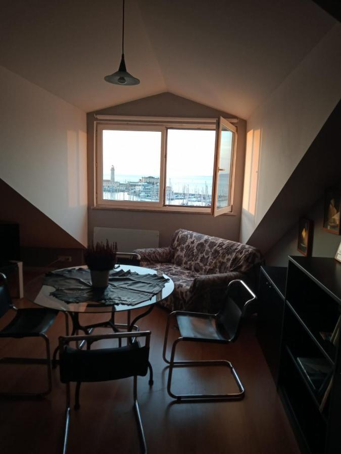 Mansarda Centrale Vista Mare Apartment Trieste Ngoại thất bức ảnh